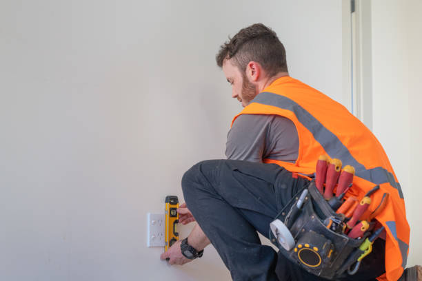 Best Emergency Electrician Near Me  in North Aurora, IL