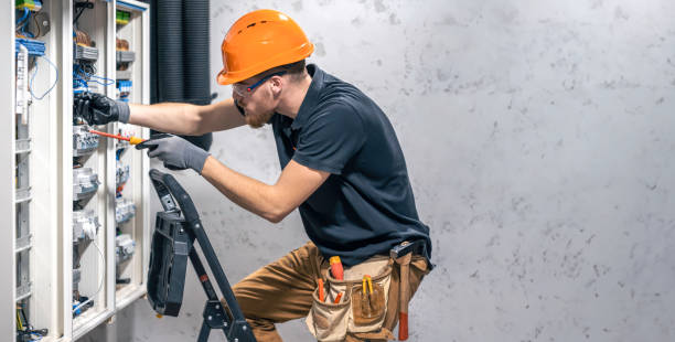 Best Circuit Breaker Repair  in North Aurora, IL